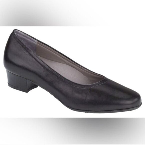 SAS Shoes - SAS Regina Pumps in Black